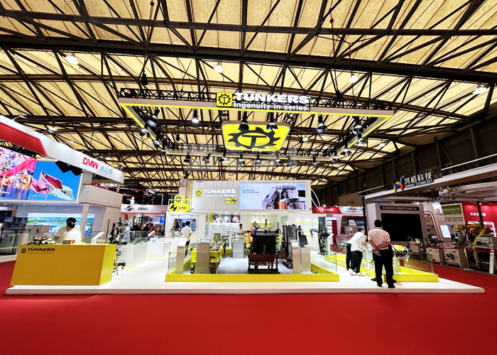 上海汽車裝備展臺設(shè)計(jì) 上海汽車裝備展臺設(shè)計(jì)